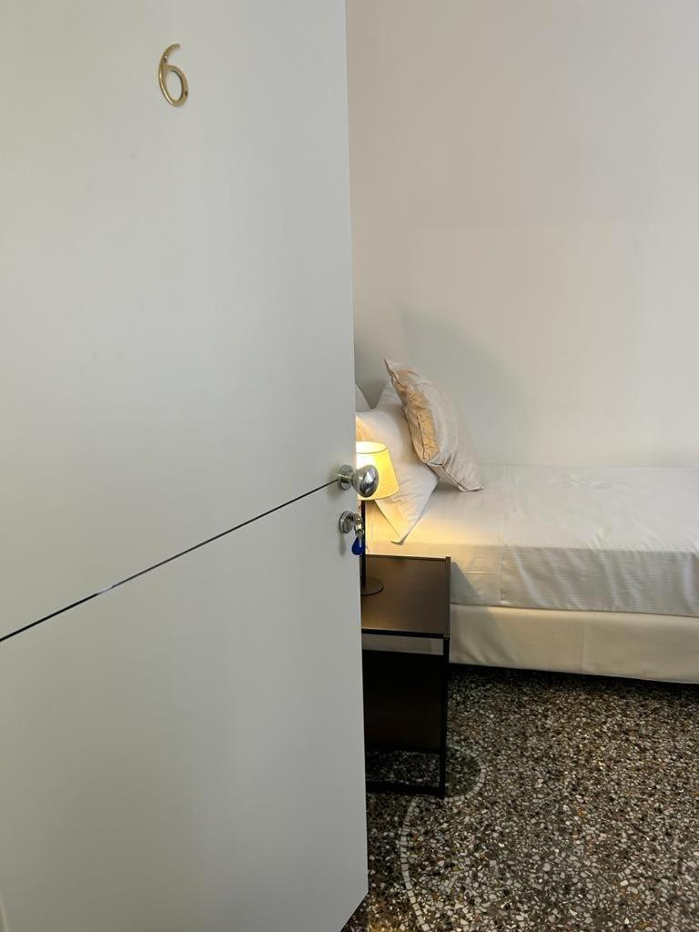 Brignole Rooms Генуя Экстерьер фото