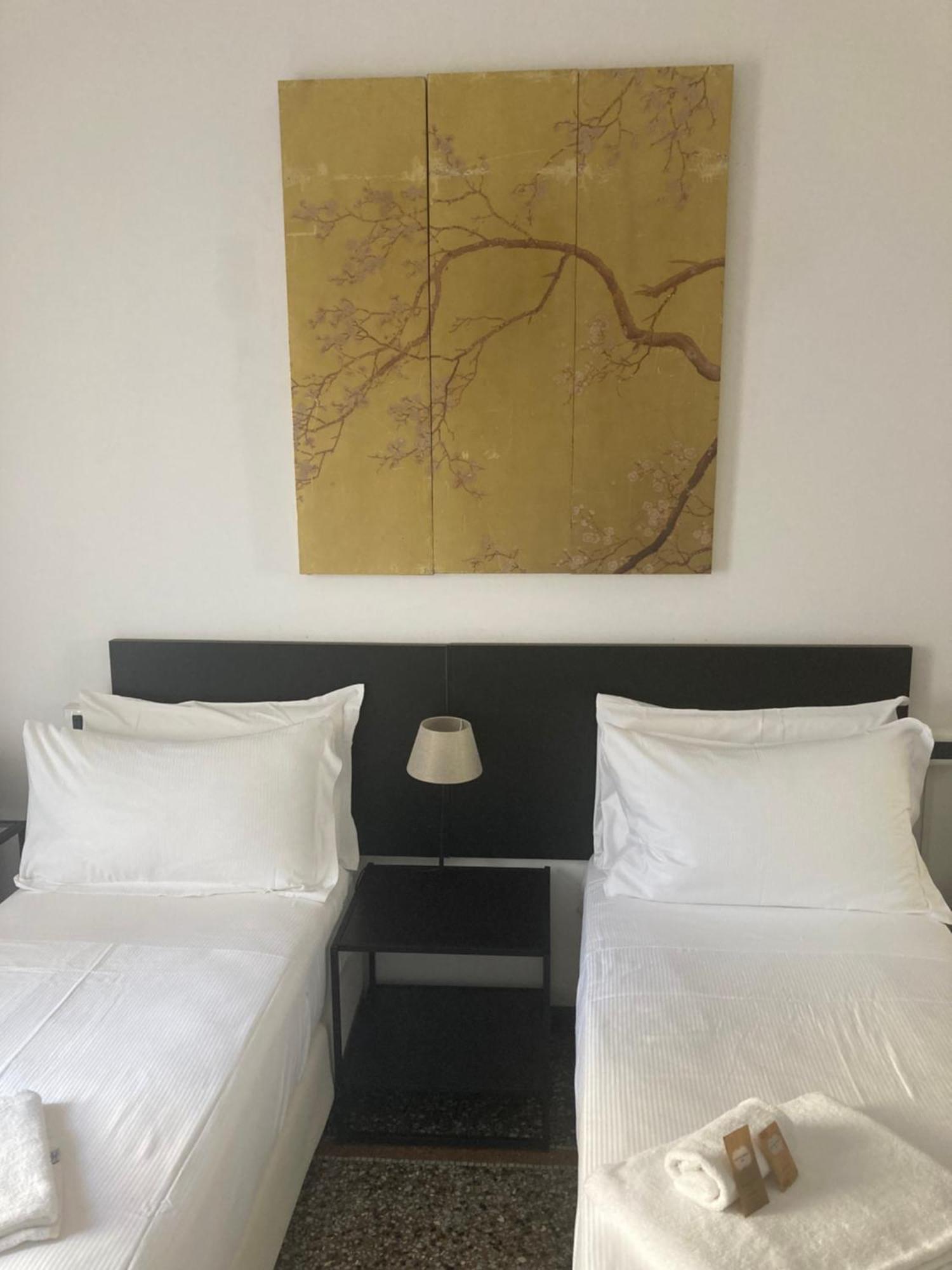 Brignole Rooms Генуя Экстерьер фото